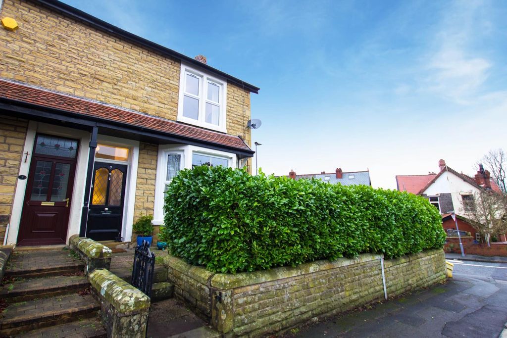 Property photo 1 of 21