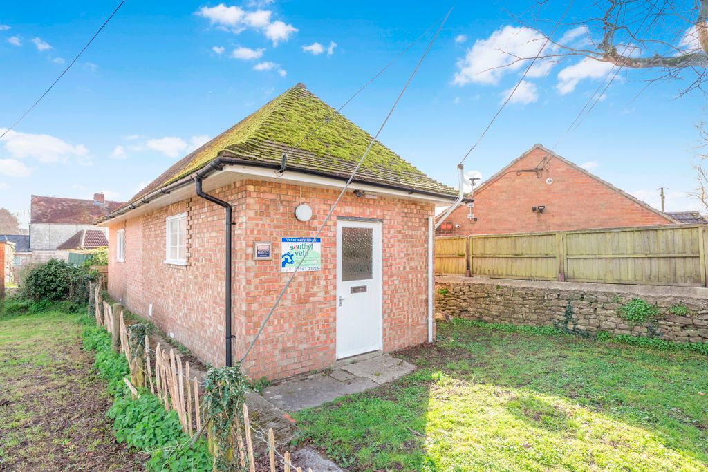 Property photo 3 of 3