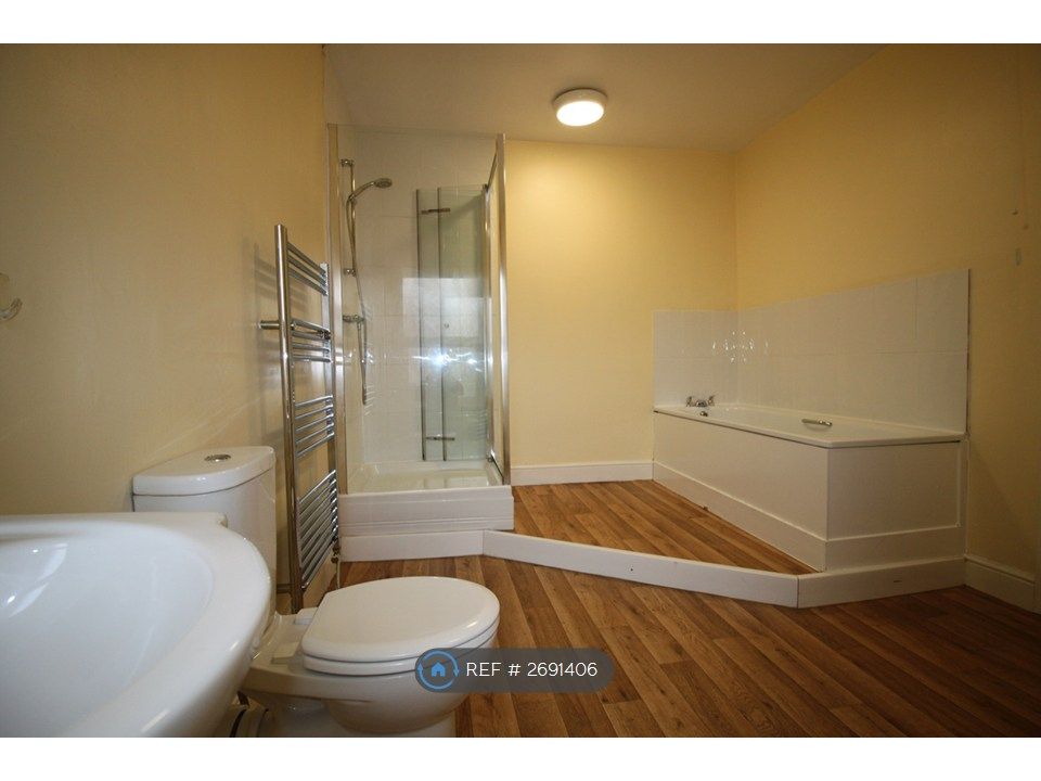 Property photo 3 of 21