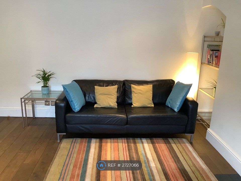 Property photo 2 of 3