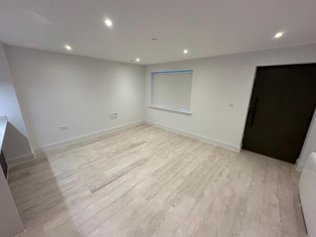 Property photo 2 of 8 Reception Room