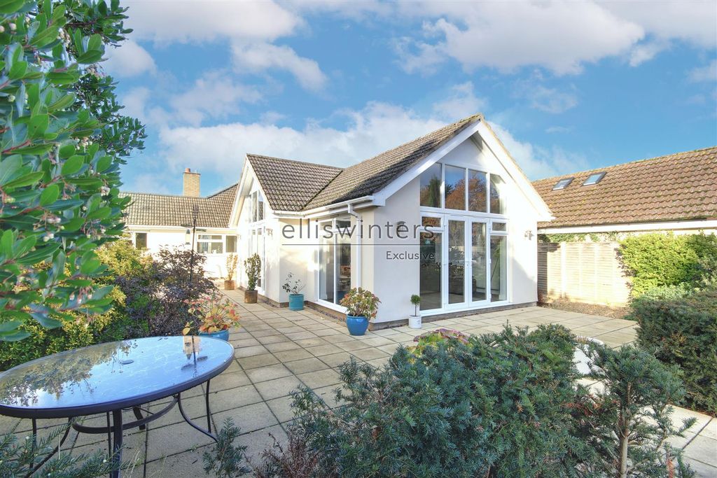 Property photo 3 of 29