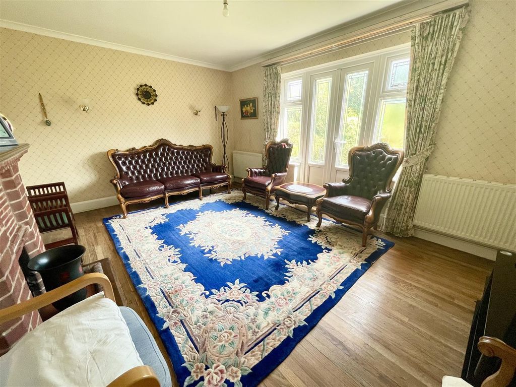 Property photo 2 of 18 Img_6208.Jpg