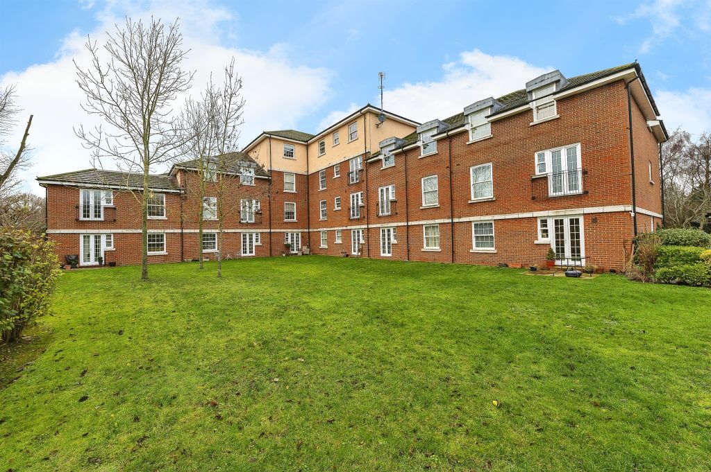 Property photo 1 of 14