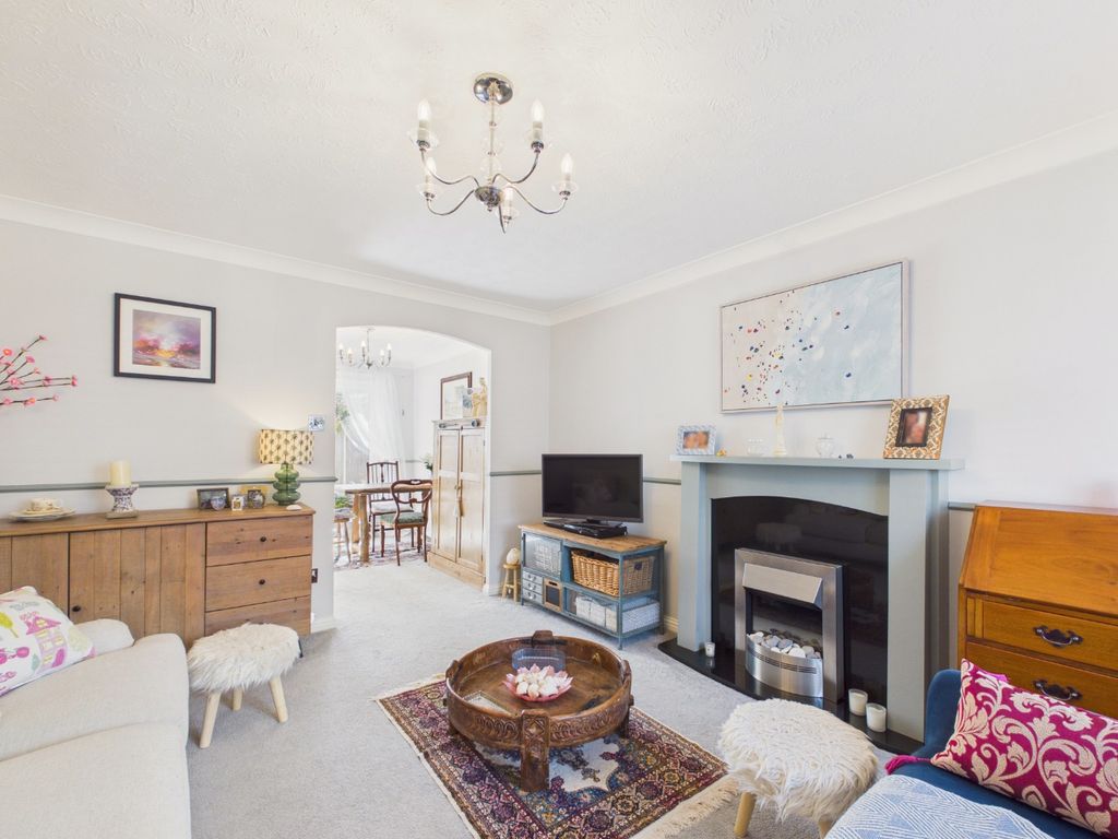 Property photo 2 of 26 5044373