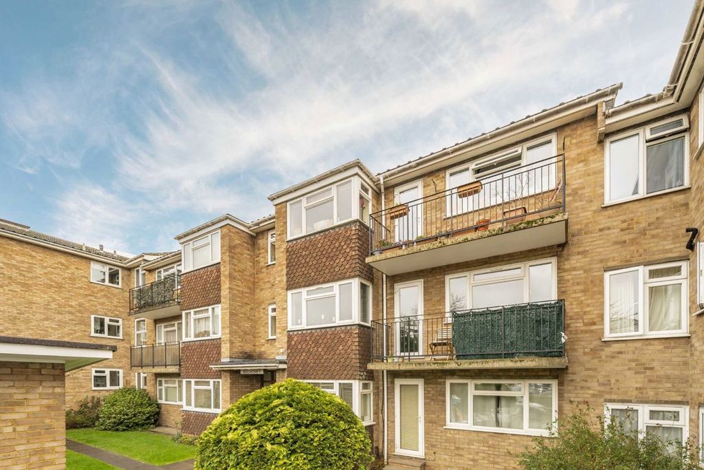 Property photo 1 of 6