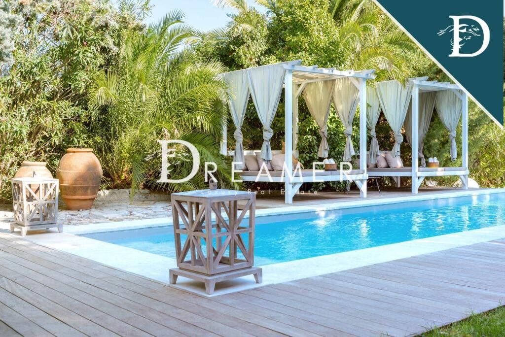 Property photo 3 of 33