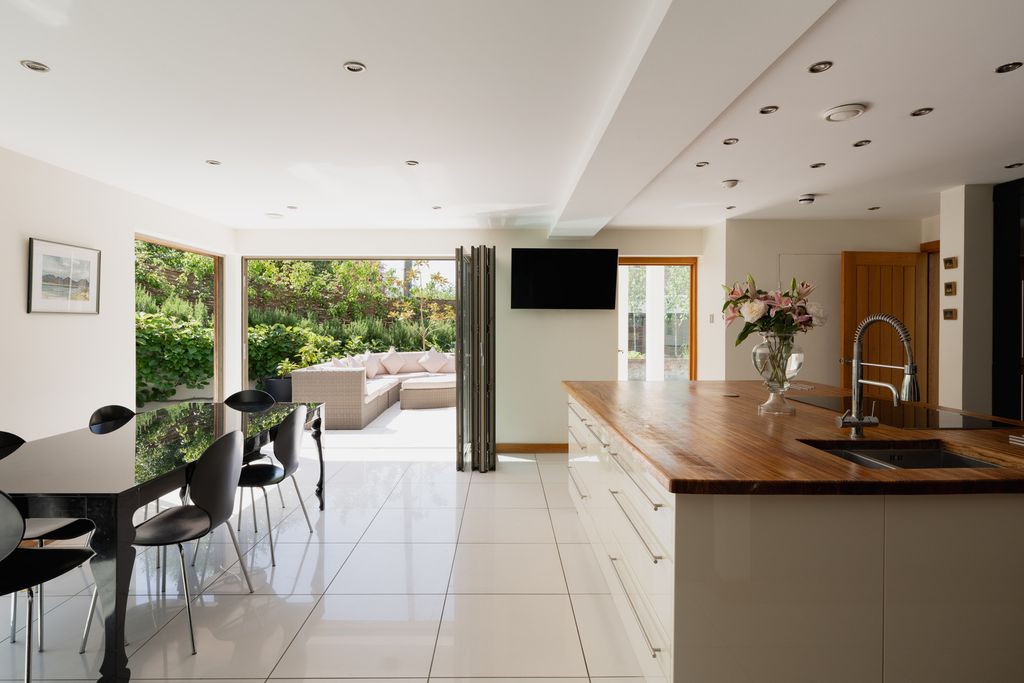 Property photo 2 of 40 349332 - 2 Mount Pleasant, Lower Raydon-38.Jpg