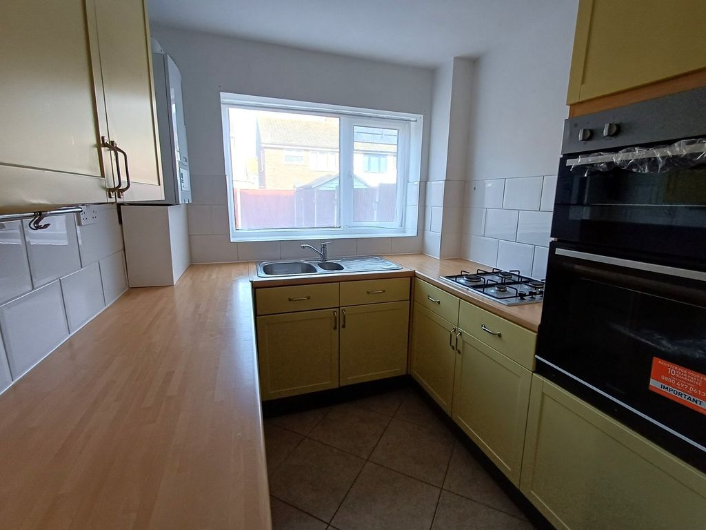 Property photo 3 of 11 Picture No. 28