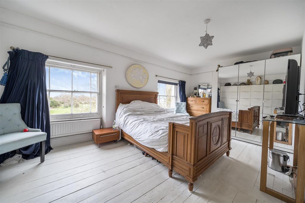 Additional image 19 of 6 bed terraced house for saleOrwell Road, Harwich CO12