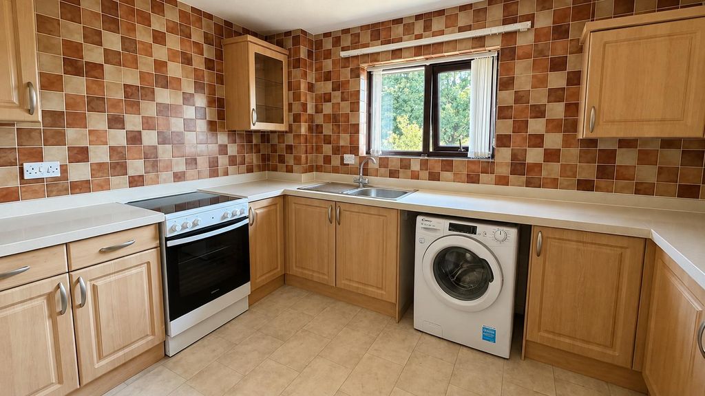 Property photo 3 of 12 14Rux1.Png