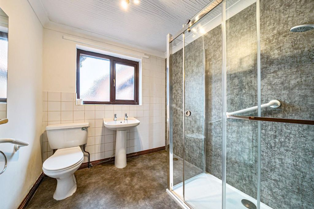Property photo 3 of 14 Shower Room.Jpg