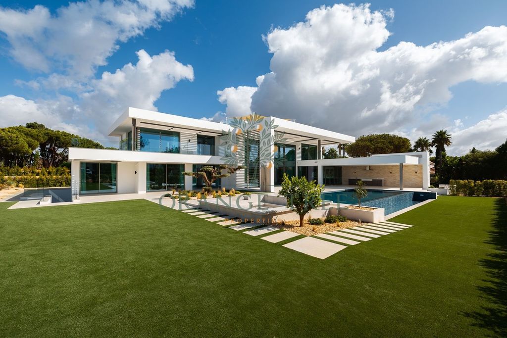 Property photo 1 of 62 New Contemporary Villa For Sale - Quinta Do Lago | 6 Bedrooms