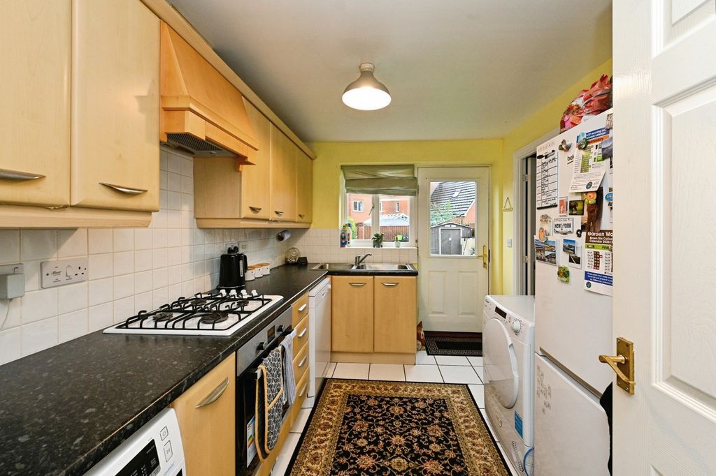 Property photo 2 of 22 Pbox-Img.Jpg