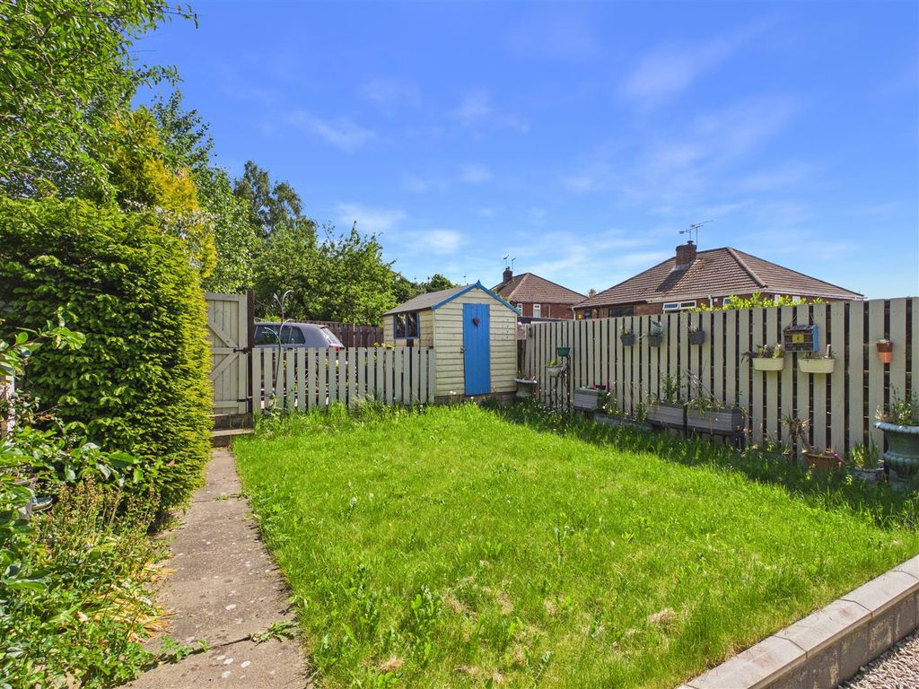 Property photo 3 of 16 Cam05476G0-Pr0229-Still015.Jpg
