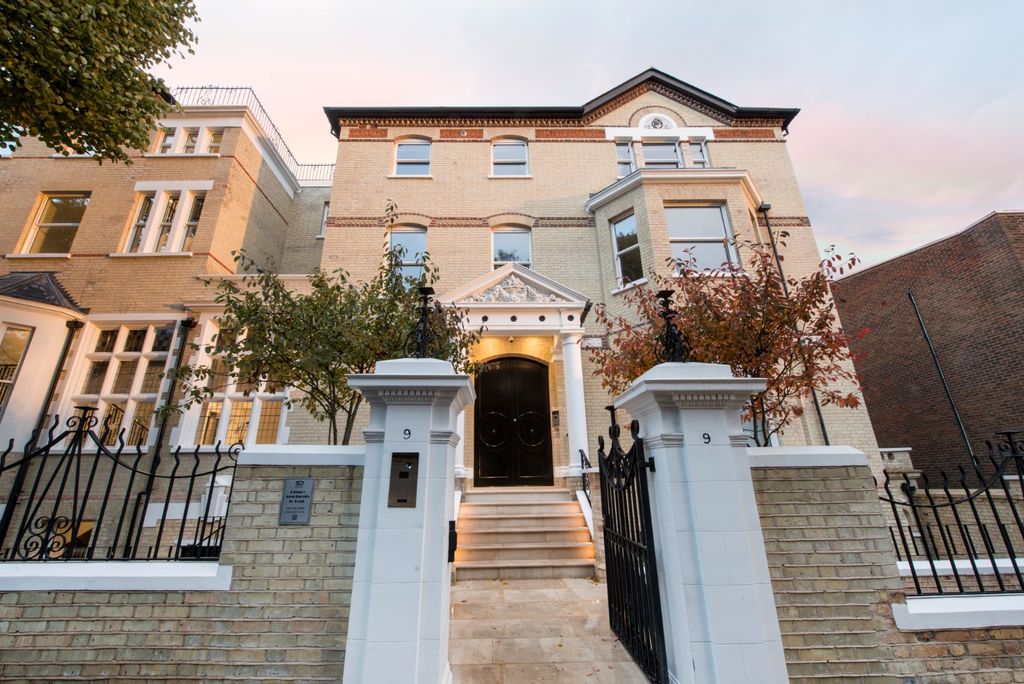 Property photo 1 of 56 5361780