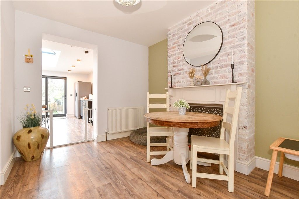 Property photo 3 of 15 Dining Area