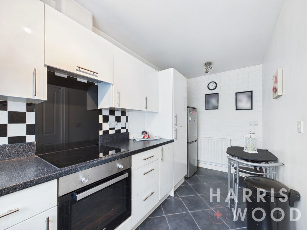 Property photo 3 of 20 5249483