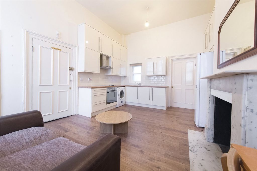 Property photo 3 of 7 Picture No. 07