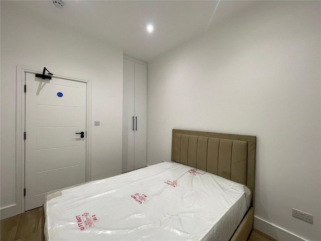 Property photo 2 of 8 Picture No. 06