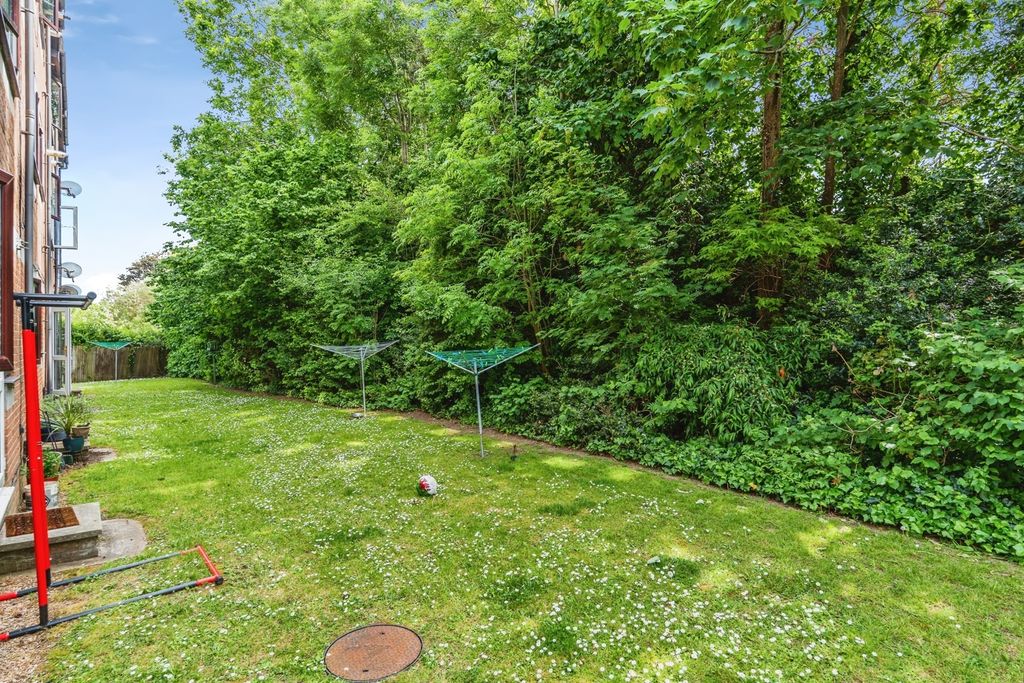 Property photo 2 of 18 Pbox-Img.Jpg