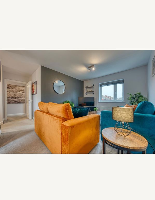 Property photo 3 of 17 Image