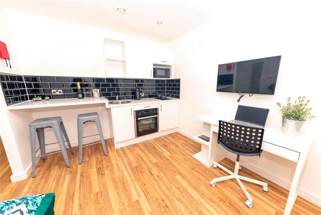 Property photo 3 of 9 Picture No. 26