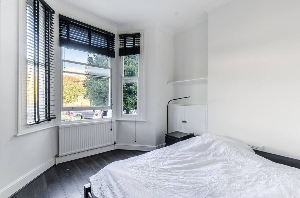 Property photo 3 of 9