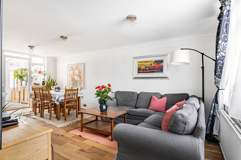 Property photo 3 of 14 24_86707
