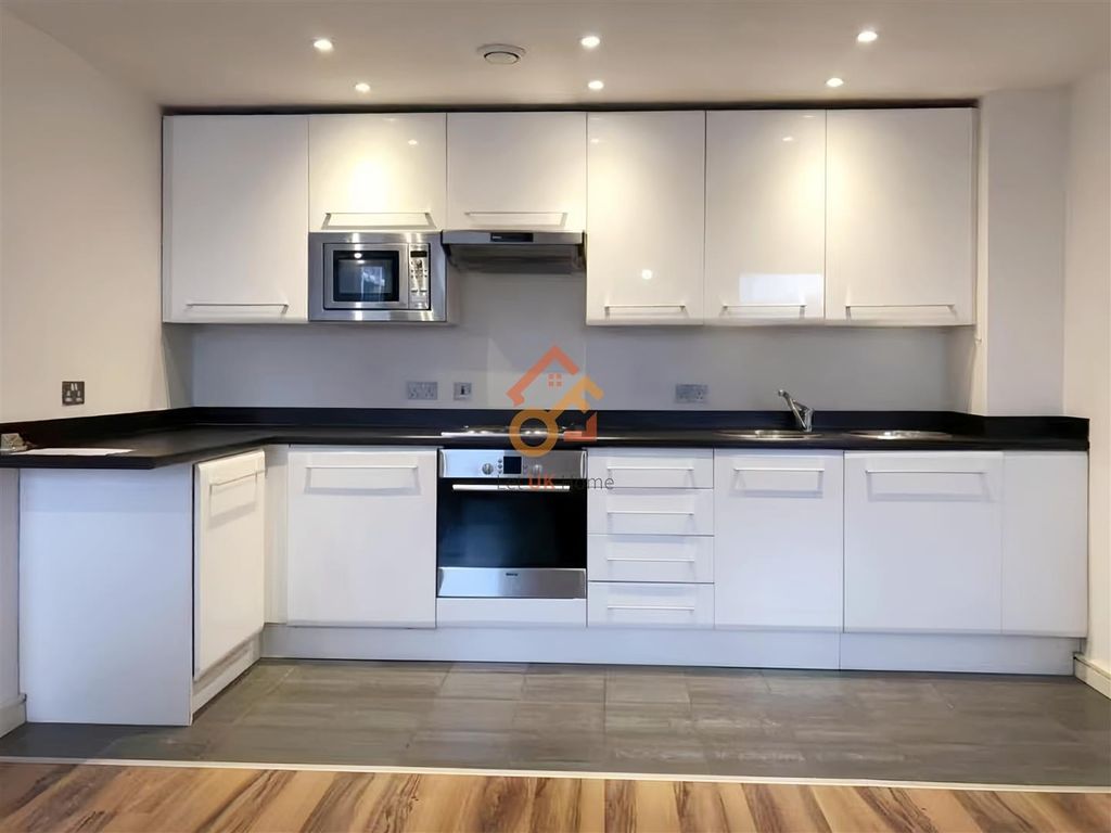 Property photo 3 of 12 3c7Adca9-6B0A-4Dd4-8F4A-B35Aa77B9F05.Jpg