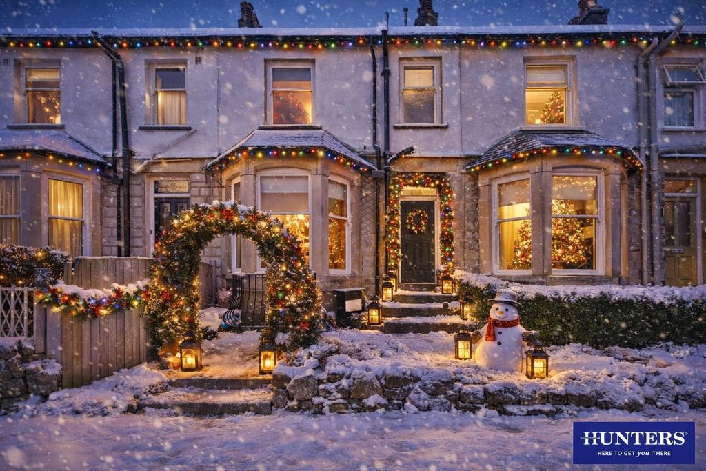 Property photo 1 of 30 Winter Lights And Festive Cheer.Png