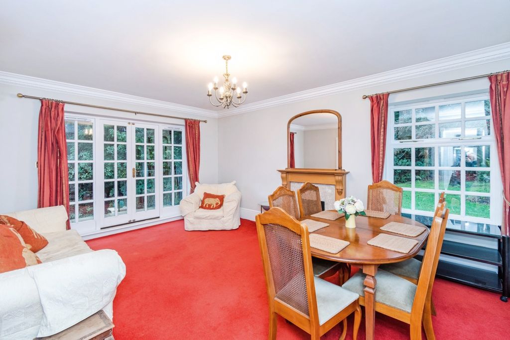 Property photo 3 of 19 Pbox-Img.Jpg