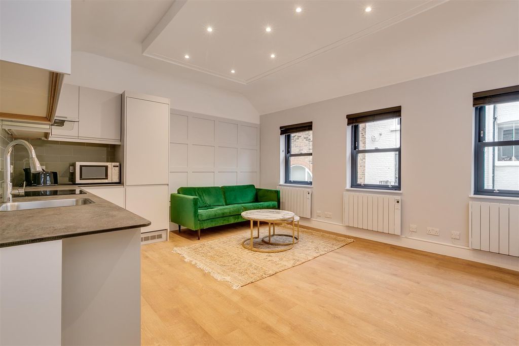 Property photo 1 of 7 9 Devonshire Mews, Tff-4.Jpg