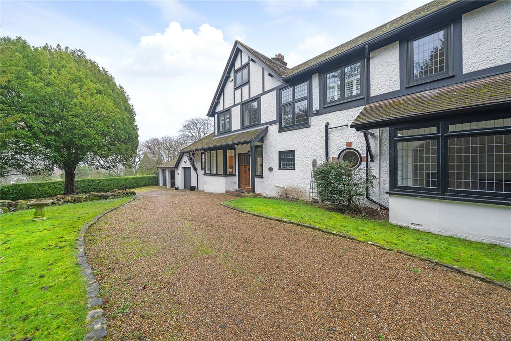 Property photo 2 of 31 Picture No. 33