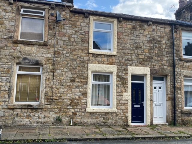 Property photo 1 of 7