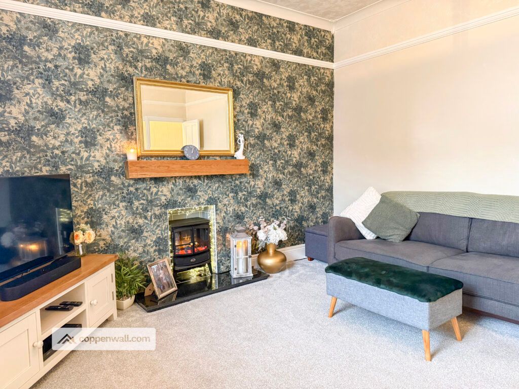 Property photo 3 of 33