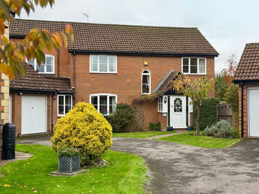 Property photo 1 of 31 Mandelyns, Northchurch, Berkhamsted, Hp4