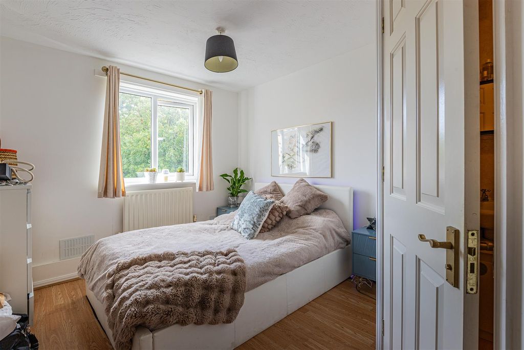 Property photo 2 of 12 34-7.Jpg