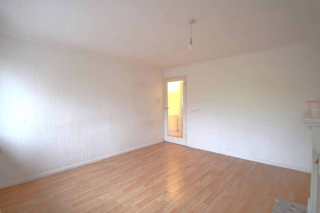 Property photo 3 of 13 Living Room