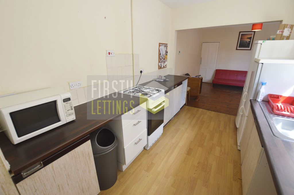 Property photo 2 of 11 Photo 7