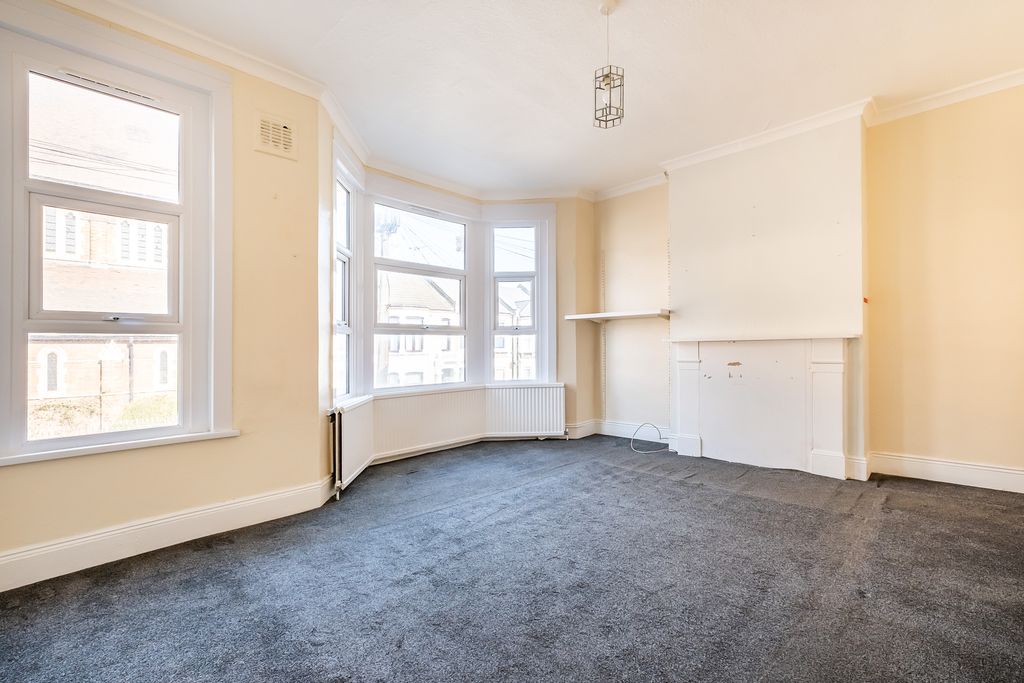 Property photo 2 of 18 2