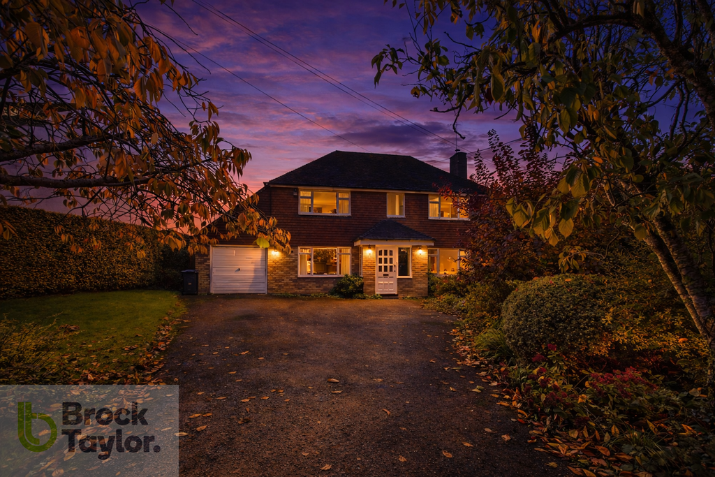 Property photo 1 of 20 Dusk Shot