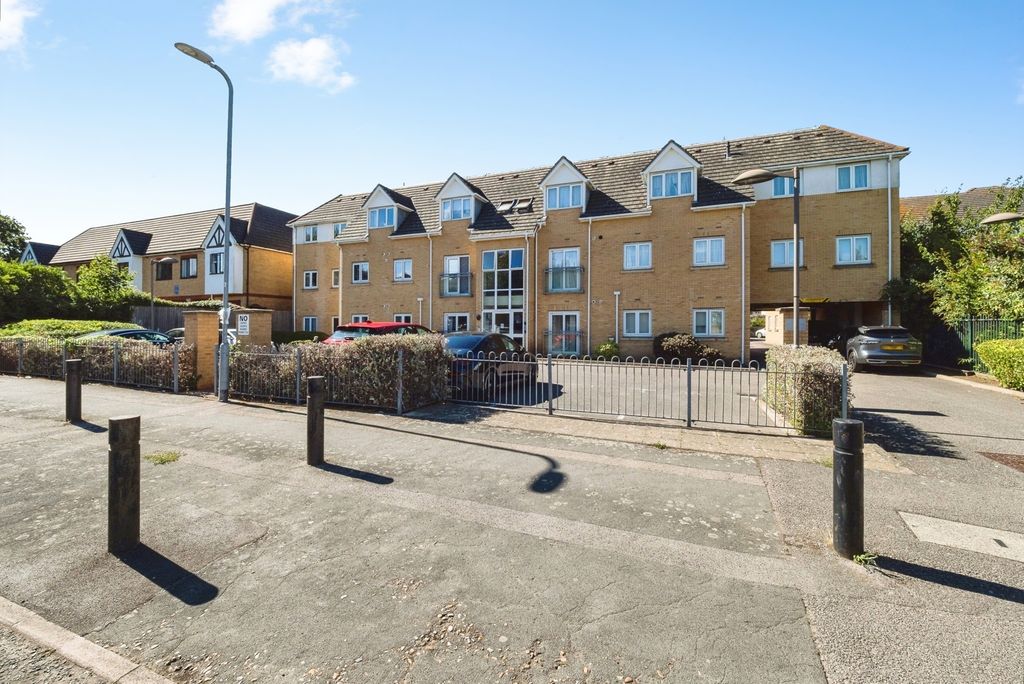 Property photo 2 of 10 Pbox-Img.Jpg