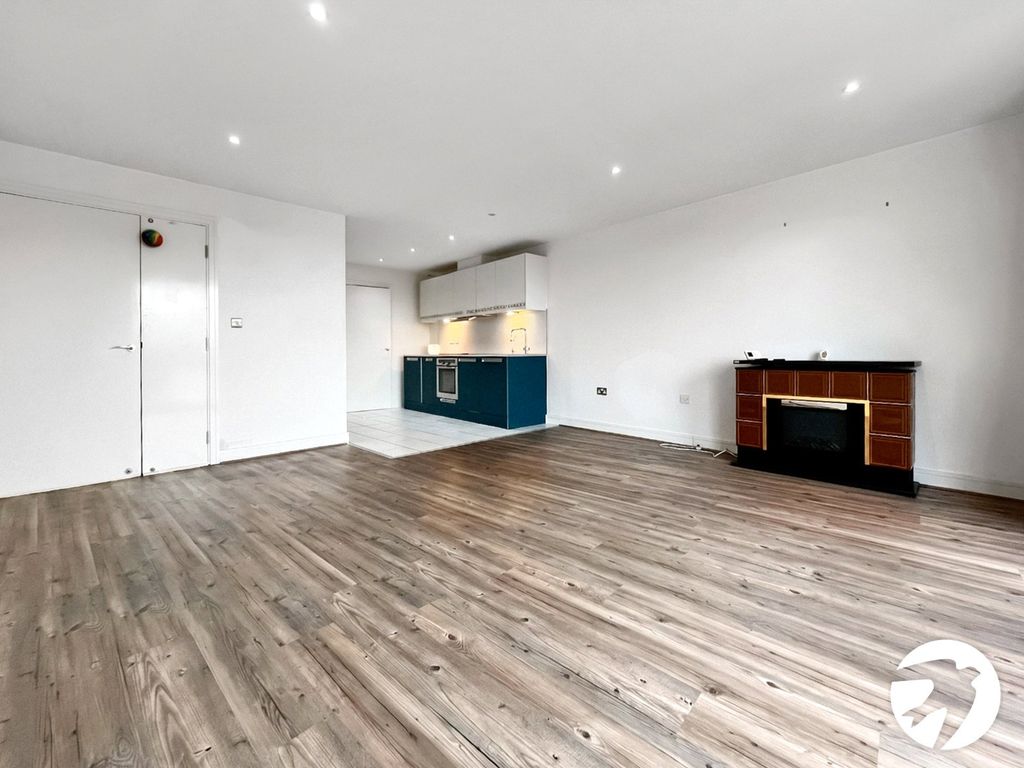 Property photo 3 of 12 Picture No. 20