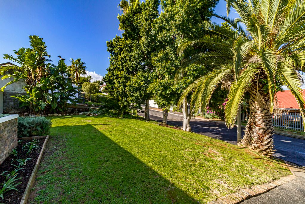 Property photo 3 of 45