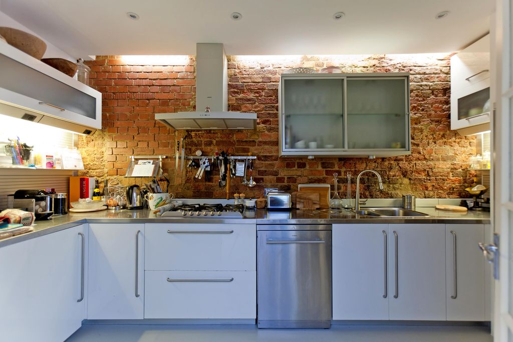 Property photo 2 of 8 Photo 8