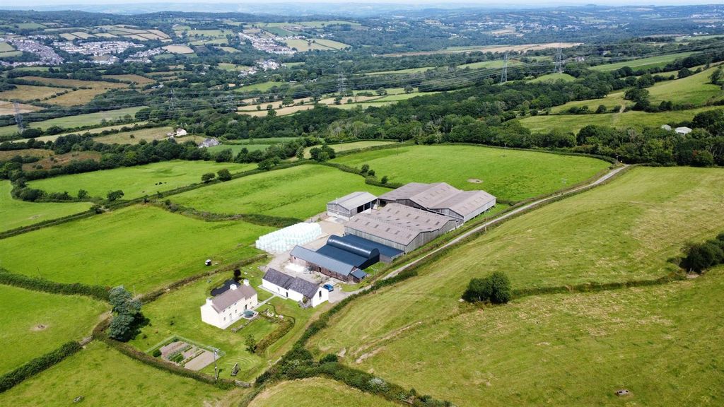 Property photo 3 of 81 Eoax4919.Jpg