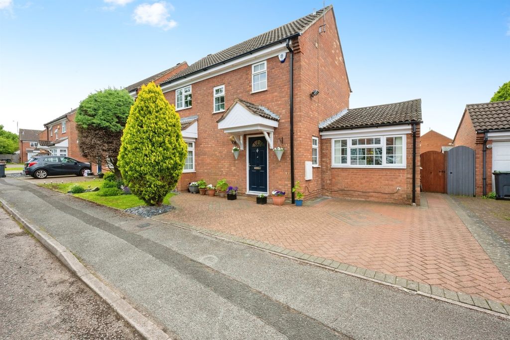 Property photo 1 of 16