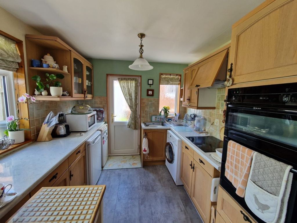 Property photo 3 of 15