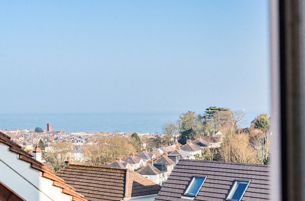 Property photo 3 of 23 3 - 1429213-10-69Bd95...